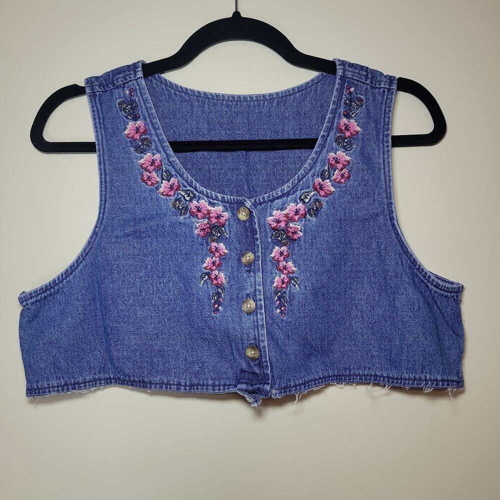 Women's Cropped Denim Vest Size M Layering Embroidered Country Cottagecore Boho
